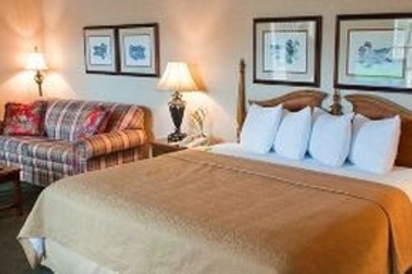 Merry Acres Inn (Albany)